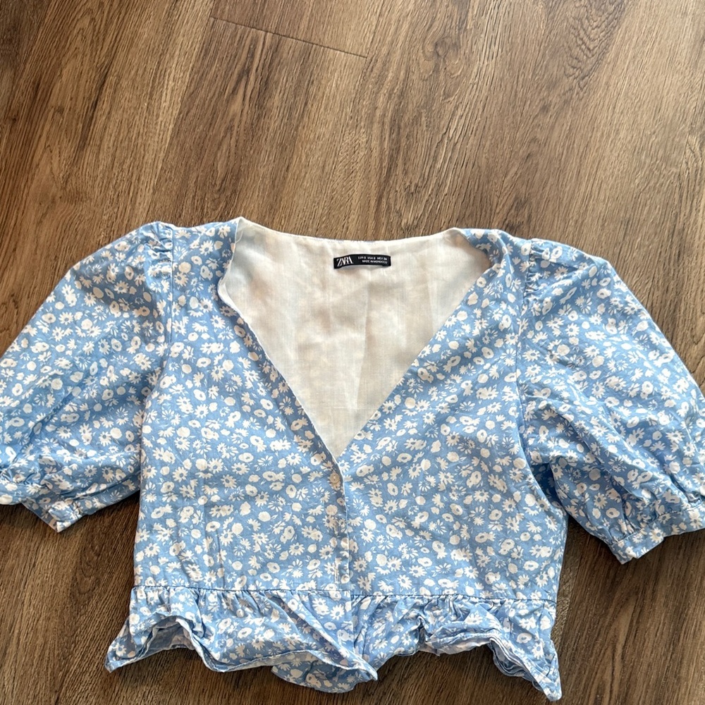Zara Light Blue Floral Puff Sleeve Crop Top